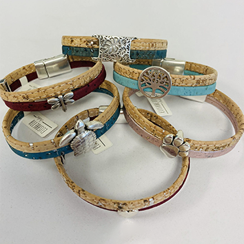 Elisabetta Studio – eco-friendly, PETA-certified magnetic cork bracelets in a variety of colors, sizes & themes. Locally made in Bluffton, SC